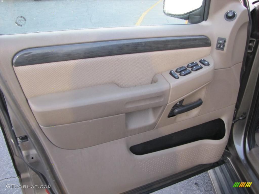 Medium Parchment Interior 2002 Ford Explorer Limited 4x4 Photo #38405450