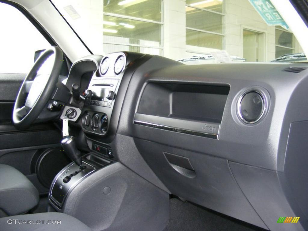 Dark Slate Gray/Medium Slate Gray Interior 2009 Jeep Patriot Sport 4x4 Photo #38406748