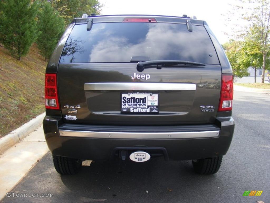 2006 Grand Cherokee Overland 4x4 - Dark Khaki Pearl / Medium Slate Gray photo #6