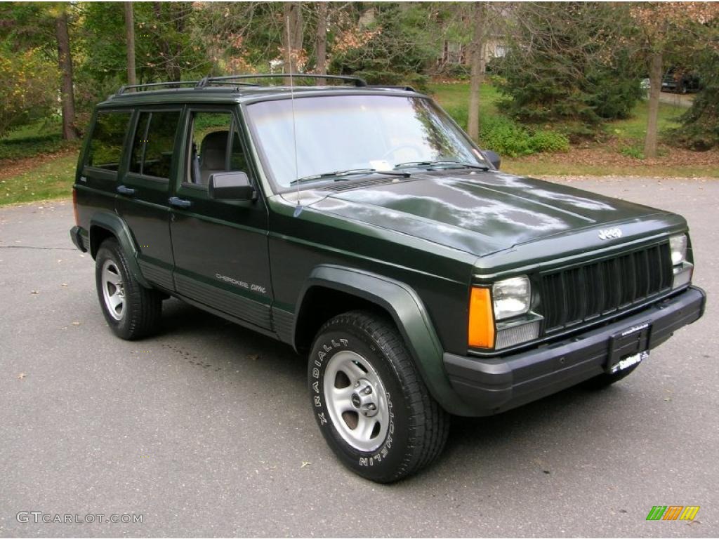 1996 Cherokee Classic 4x4 - Moss Green Pearl / Gray photo #2