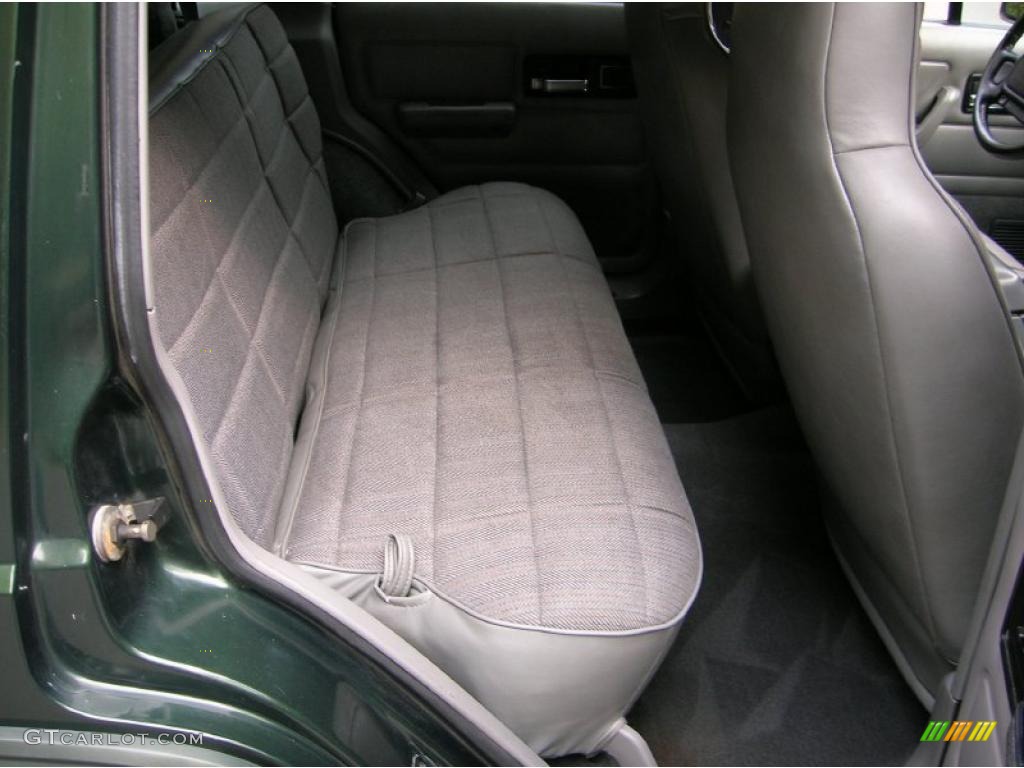 Gray Interior 1996 Jeep Cherokee Classic 4x4 Photo #38408172
