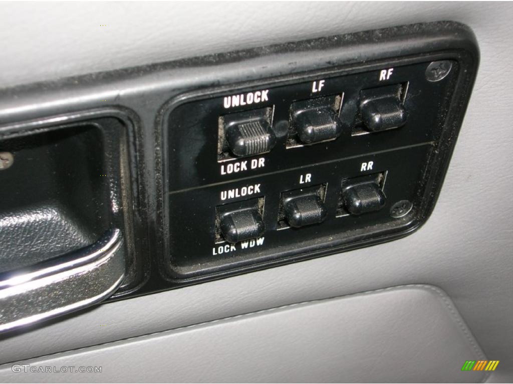 1996 Cherokee Classic 4x4 - Moss Green Pearl / Gray photo #11