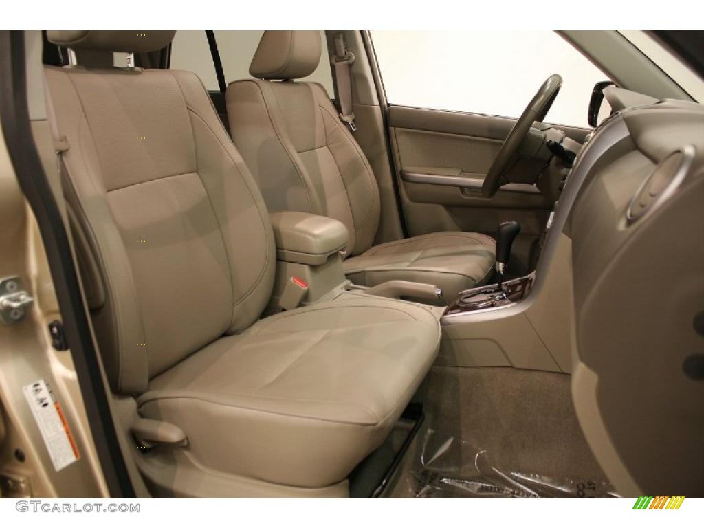 Beige Interior 2007 Suzuki Grand Vitara Luxury 4x4 Photo #38408760