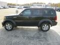Black - Nitro SXT 4x4 Photo No. 4