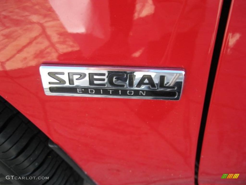 2006 Sentra 1.8 S Special Edition - Code Red / Charcoal photo #35