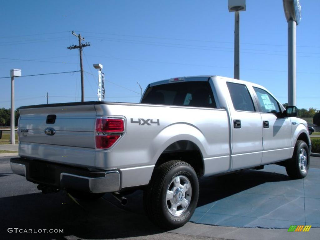 2010 F150 XLT SuperCrew 4x4 - Ingot Silver Metallic / Medium Stone photo #3
