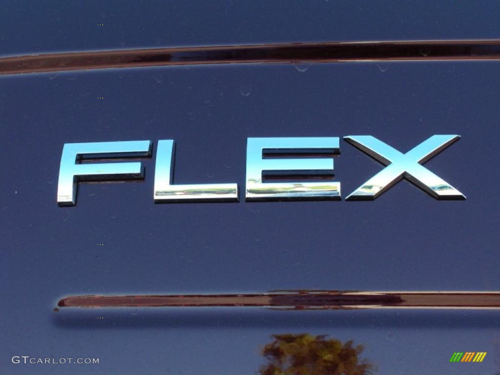 2011 Ford Flex SE Marks and Logos Photos