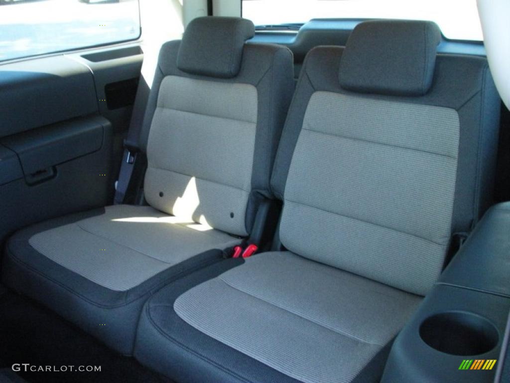 Charcoal Black Interior 2011 Ford Flex SE Photo #38416597