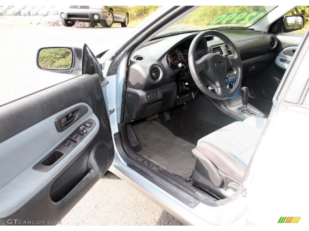 Gray Tricot Interior 2005 Subaru Impreza Outback Sport Wagon Photo #38417745