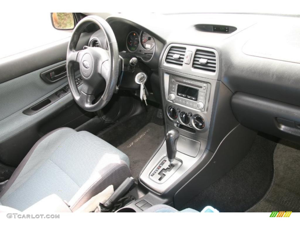 Gray Tricot Interior 2005 Subaru Impreza Outback Sport Wagon Photo #38417837