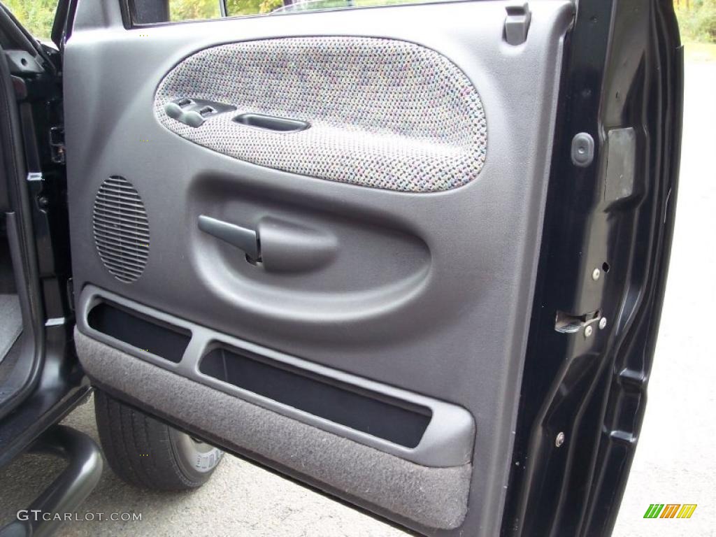 2001 Dodge Ram 3500 SLT Quad Cab 4x4 Dually Mist Gray Door Panel Photo #38417913