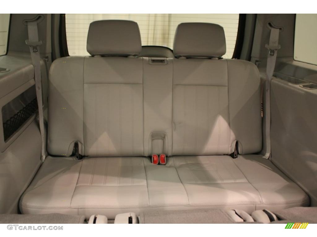 Dove Grey Interior 2005 Lincoln Aviator Luxury AWD Photo #38418073