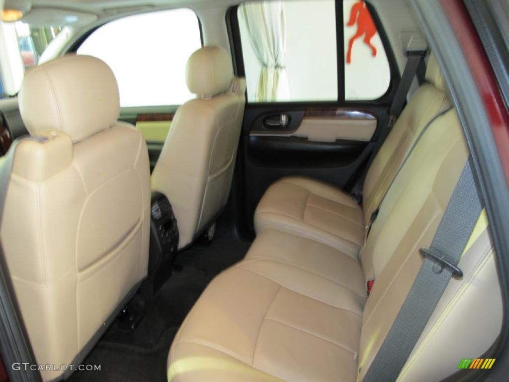 Light Tan/Ebony Interior 2007 GMC Envoy SLT Photo #38422702