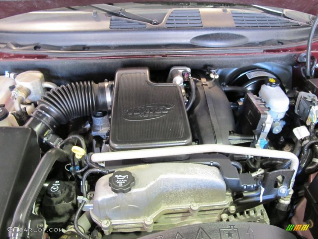 2007 GMC Envoy SLT Engine Photos