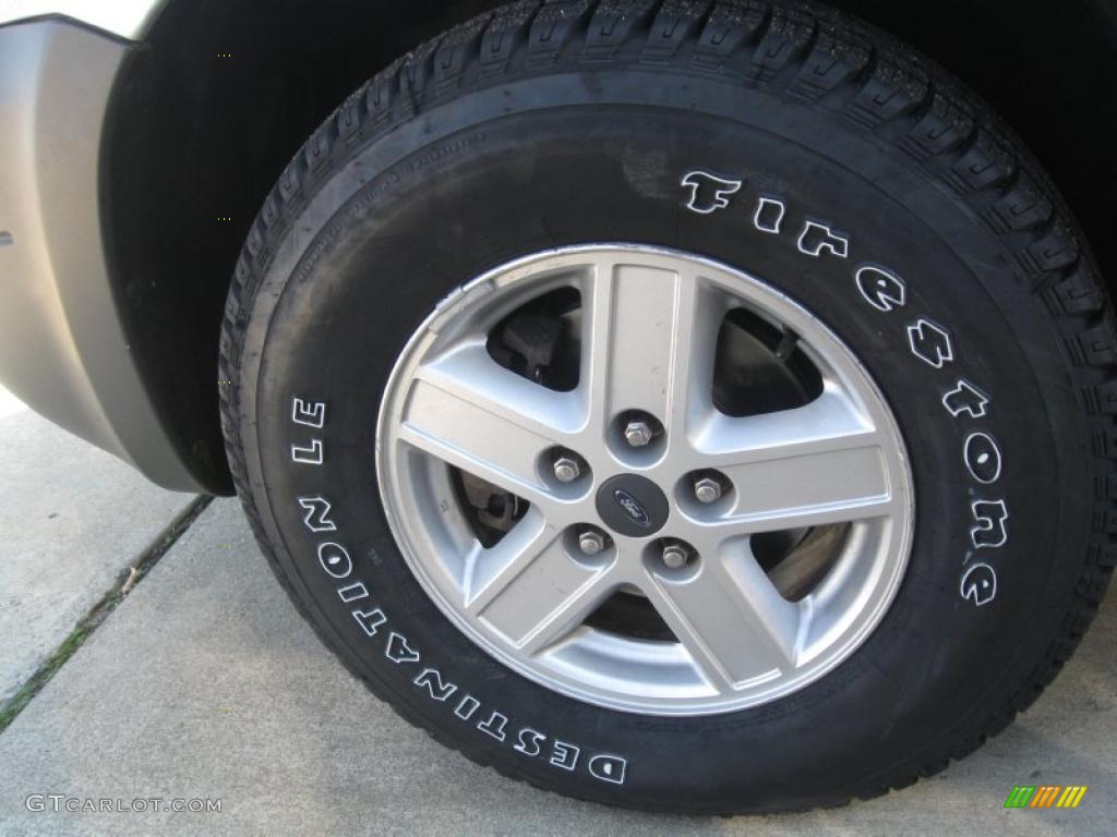 2007 Ford Escape XLS 4WD Wheel Photo #38423469