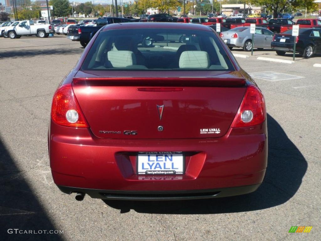 2010 G6 Sedan - Performance Red Metallic / Light Taupe photo #5