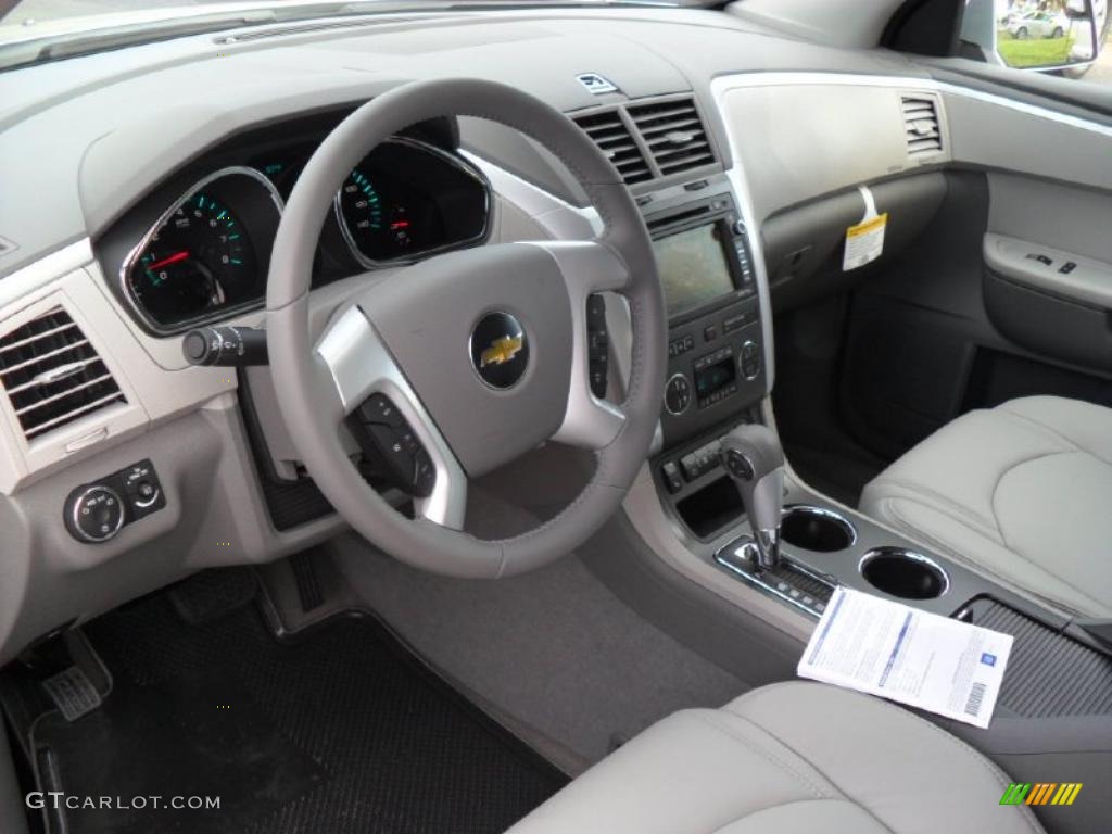 Dark Gray/Light Gray Interior 2011 Chevrolet Traverse LT Photo #38425465