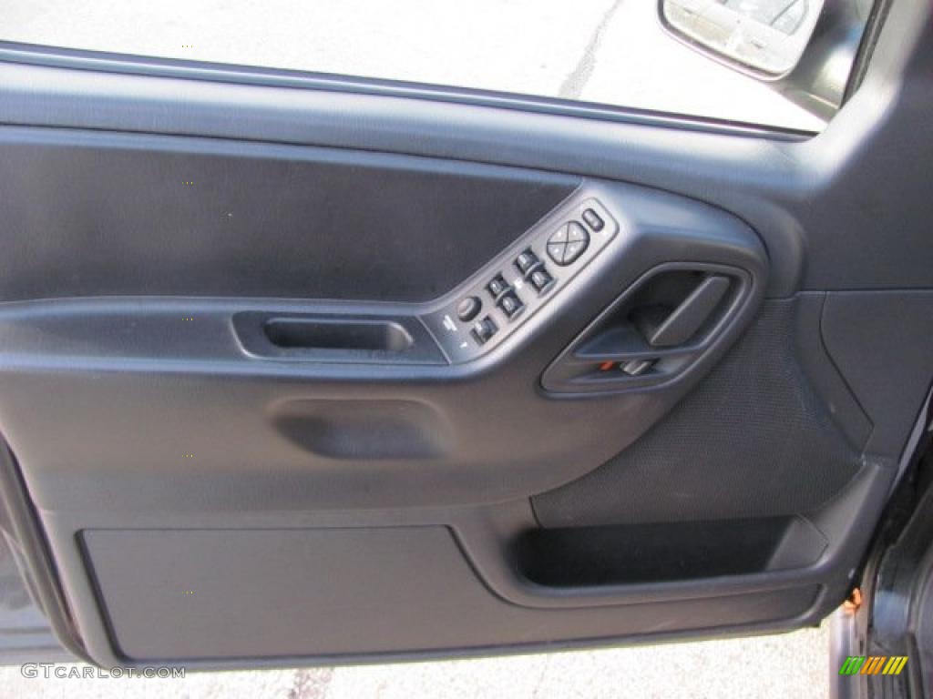 2003 Grand Cherokee Laredo 4x4 - Brilliant Black / Dark Slate Gray photo #12