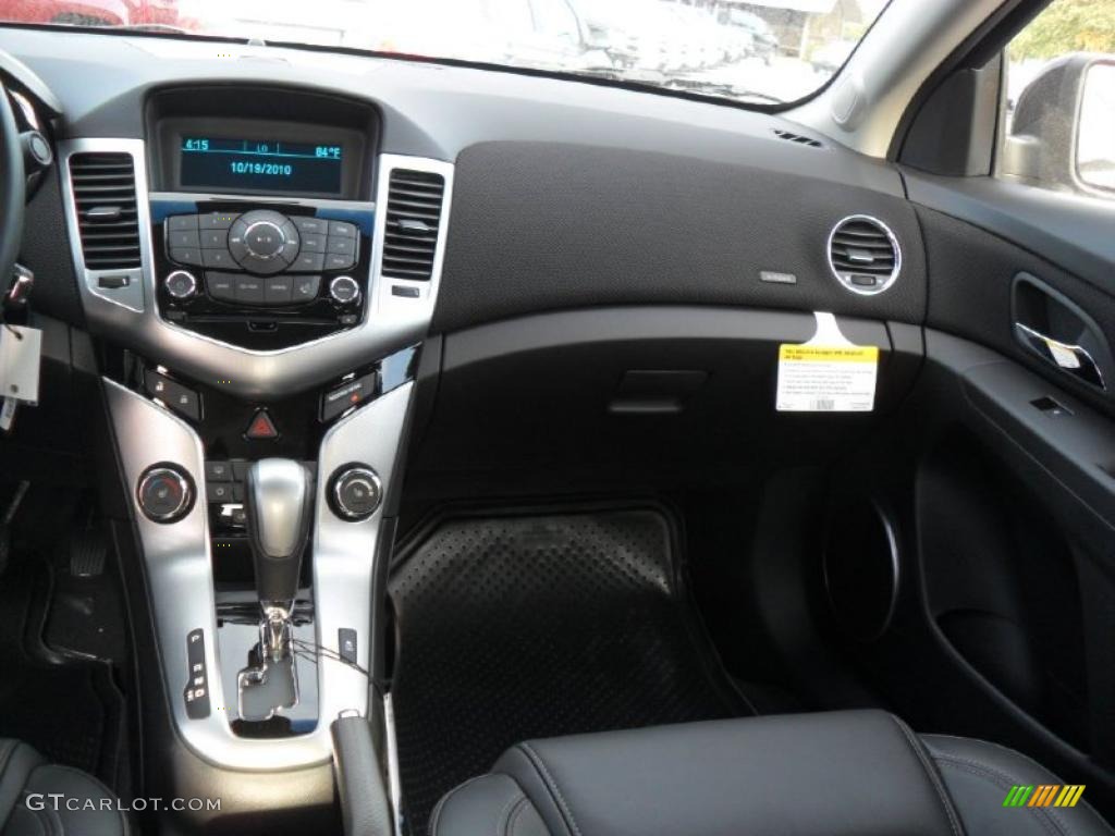 2011 Chevrolet Cruze LTZ Jet Black Leather Dashboard Photo #38428505