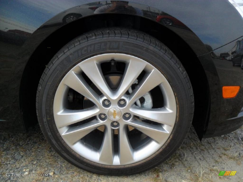 2011 Chevrolet Cruze LTZ wheel Photo #38428609
