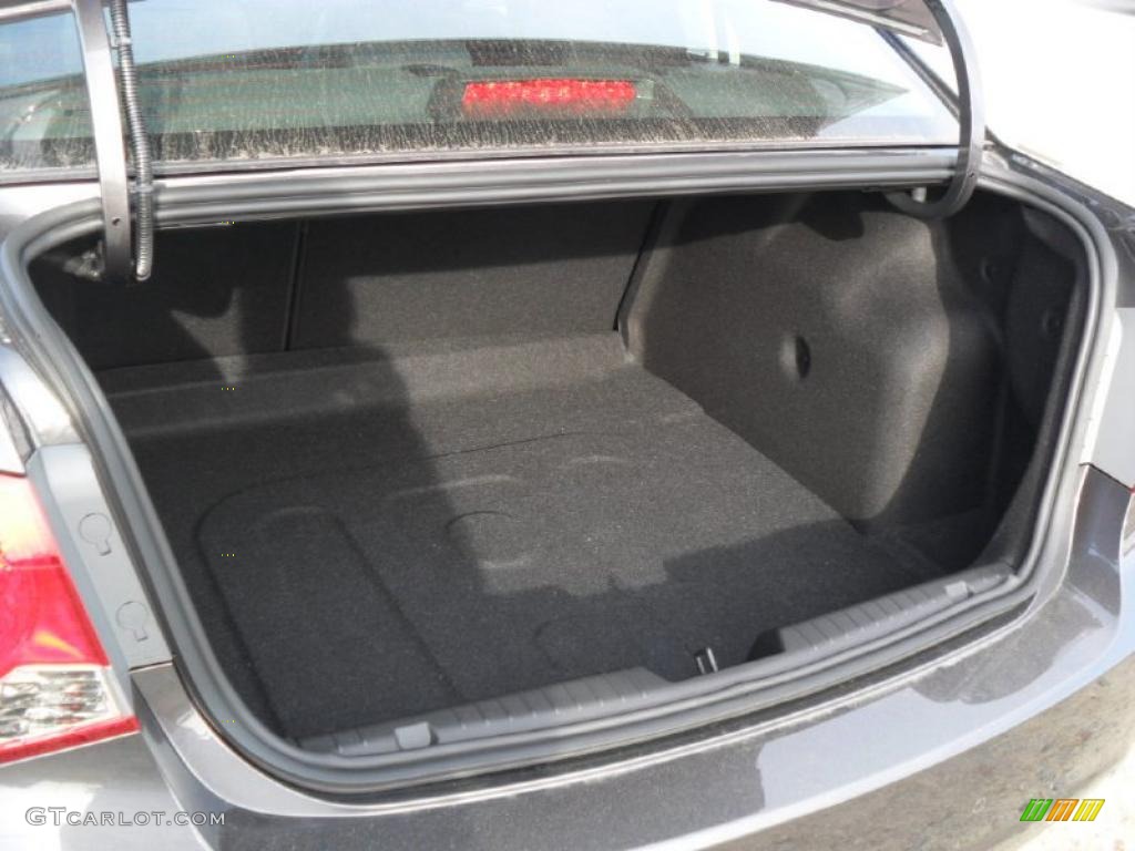 2011 Chevrolet Cruze LTZ Trunk Photo #38428925