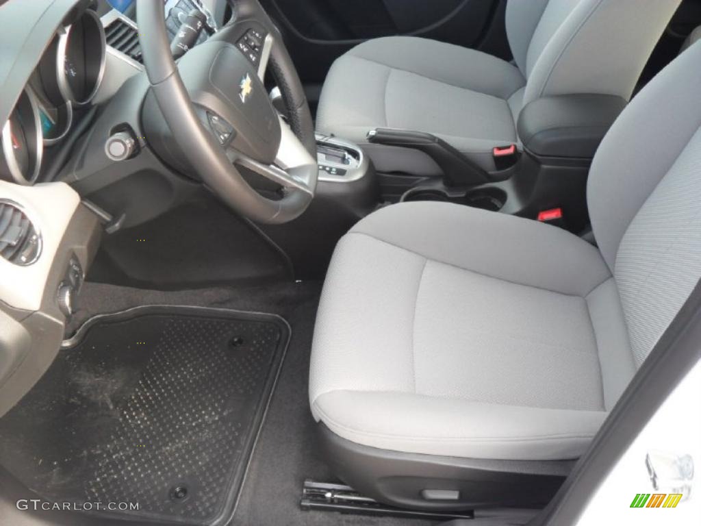Medium Titanium Interior 2011 Chevrolet Cruze LT Photo #38429169