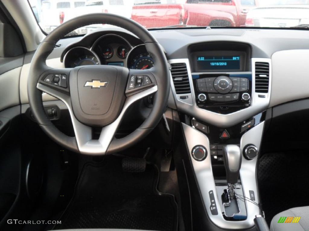2011 Chevrolet Cruze LT Medium Titanium Dashboard Photo #38429321
