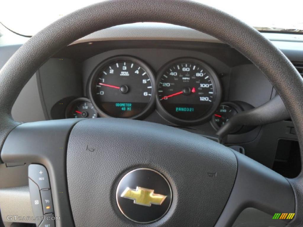 2011 Silverado 1500 LS Crew Cab 4x4 - Sheer Silver Metallic / Dark Titanium photo #12