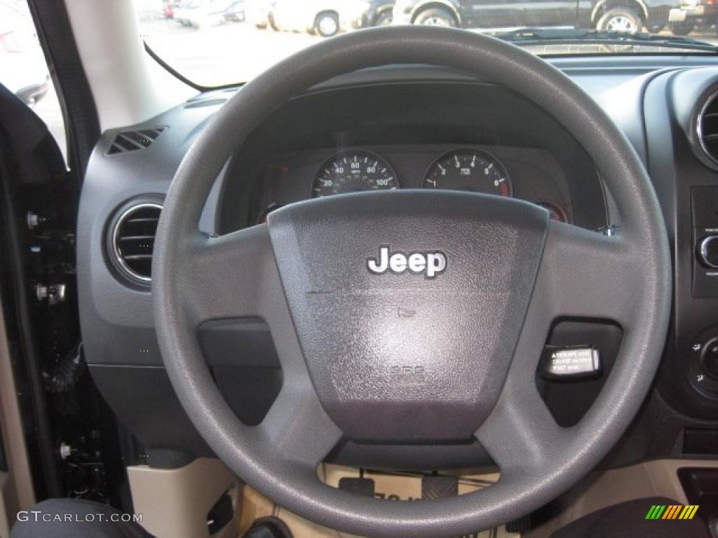 2009 Jeep Patriot Sport 4x4 Steering Wheel Photos