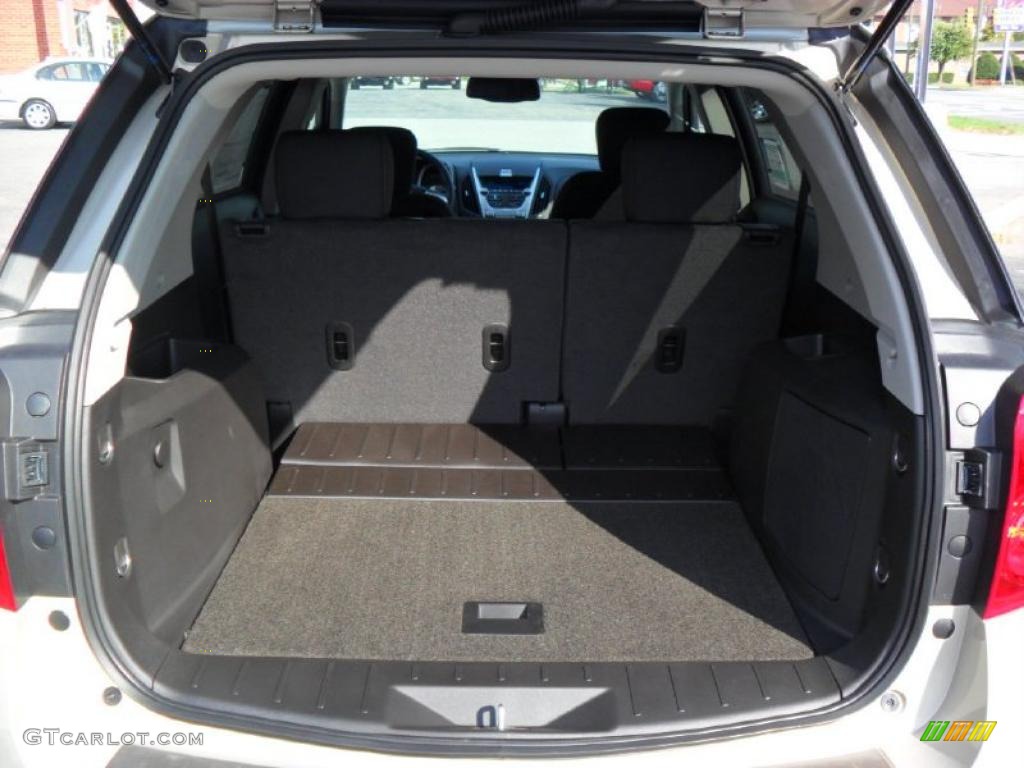2011 Chevrolet Equinox LT Trunk Photo #38430577