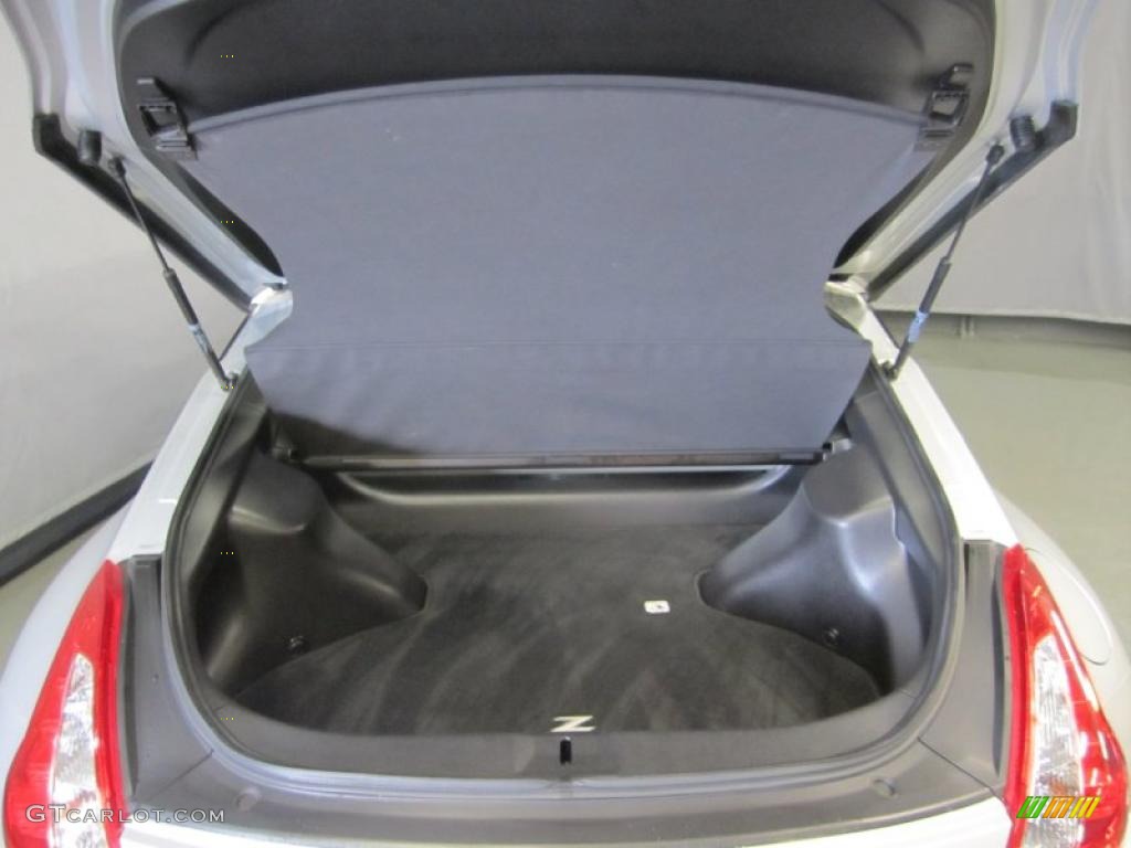 2009 Nissan 370Z Sport Touring Coupe Trunk Photo #38431309