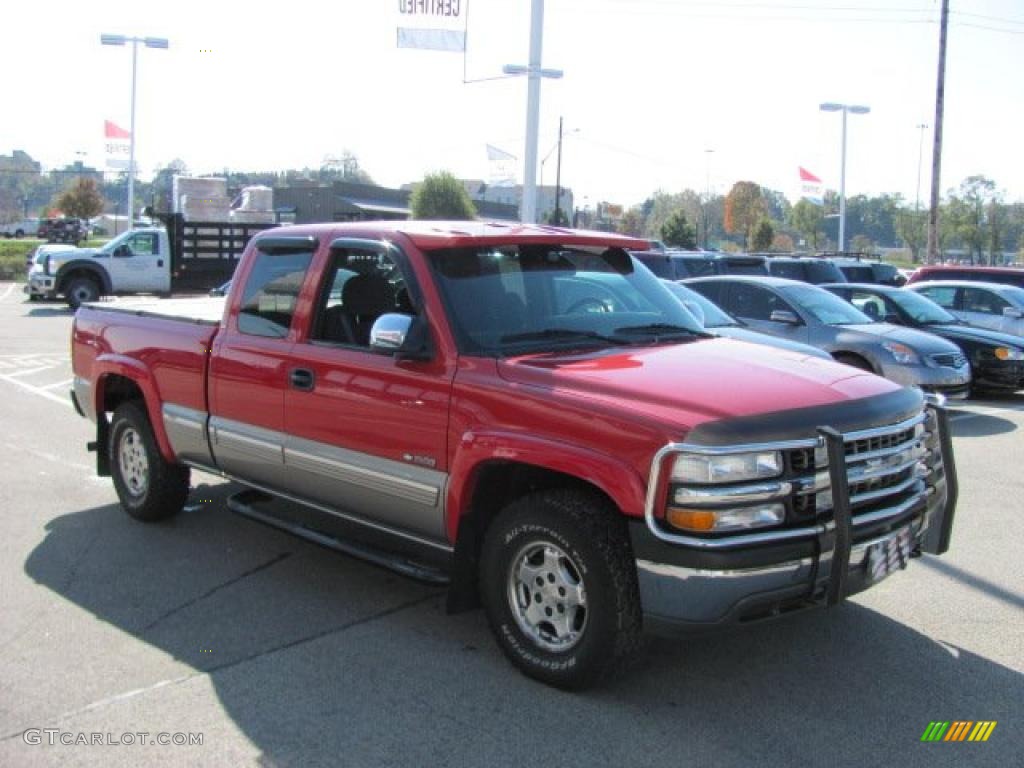 1999 Silverado 1500 LS Extended Cab 4x4 - Victory Red / Graphite photo #11