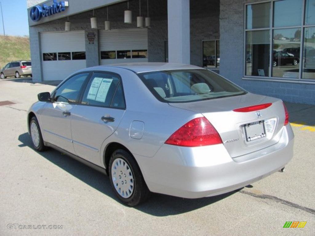 2006 Accord Value Package Sedan - Alabaster Silver Metallic / Gray photo #5