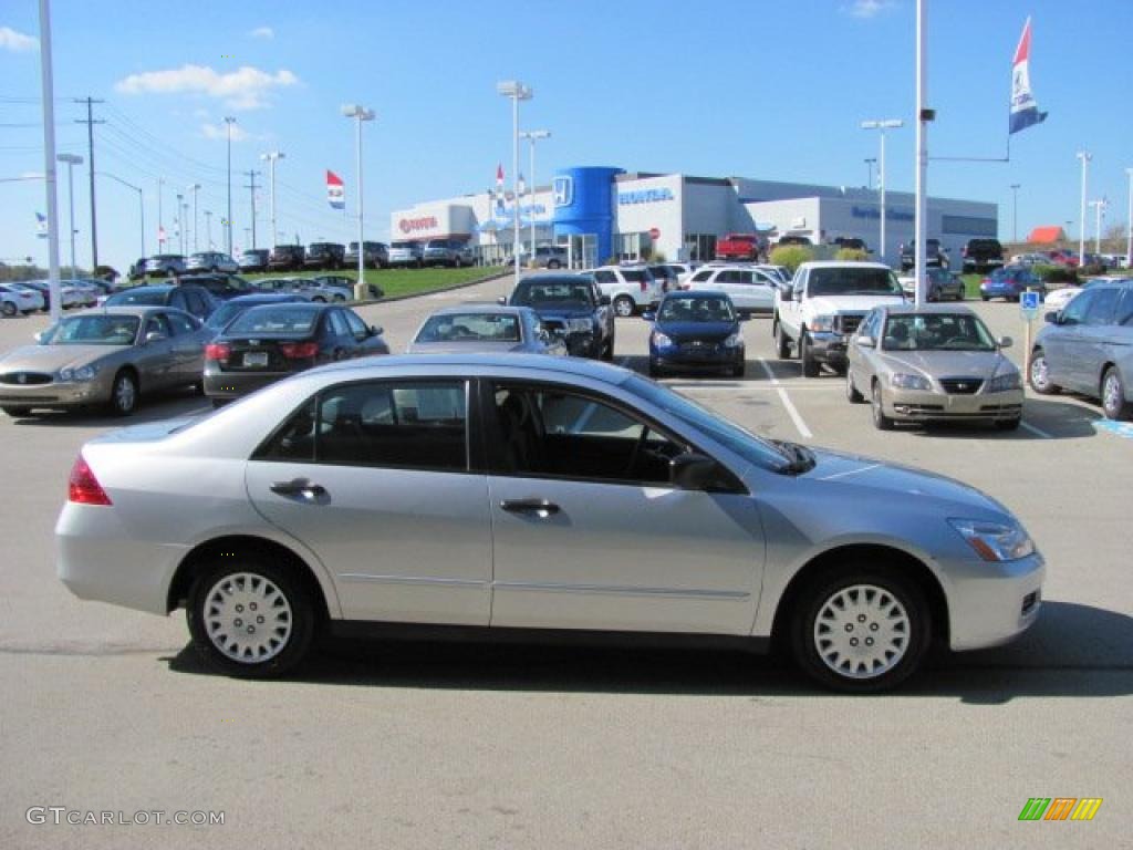 2006 Accord Value Package Sedan - Alabaster Silver Metallic / Gray photo #8