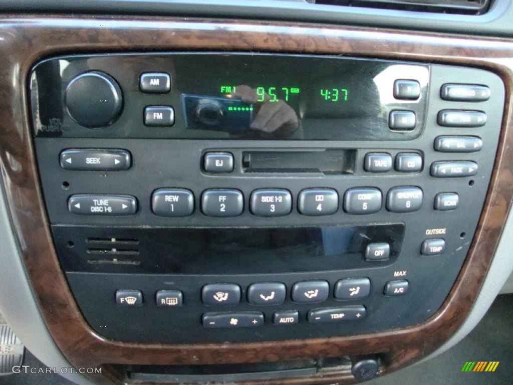 2001 Mercury Sable LS Premium Wagon Controls Photos