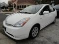 Super White - Prius Hybrid Photo No. 1