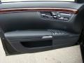 Black - S 550 4Matic Sedan Photo No. 7