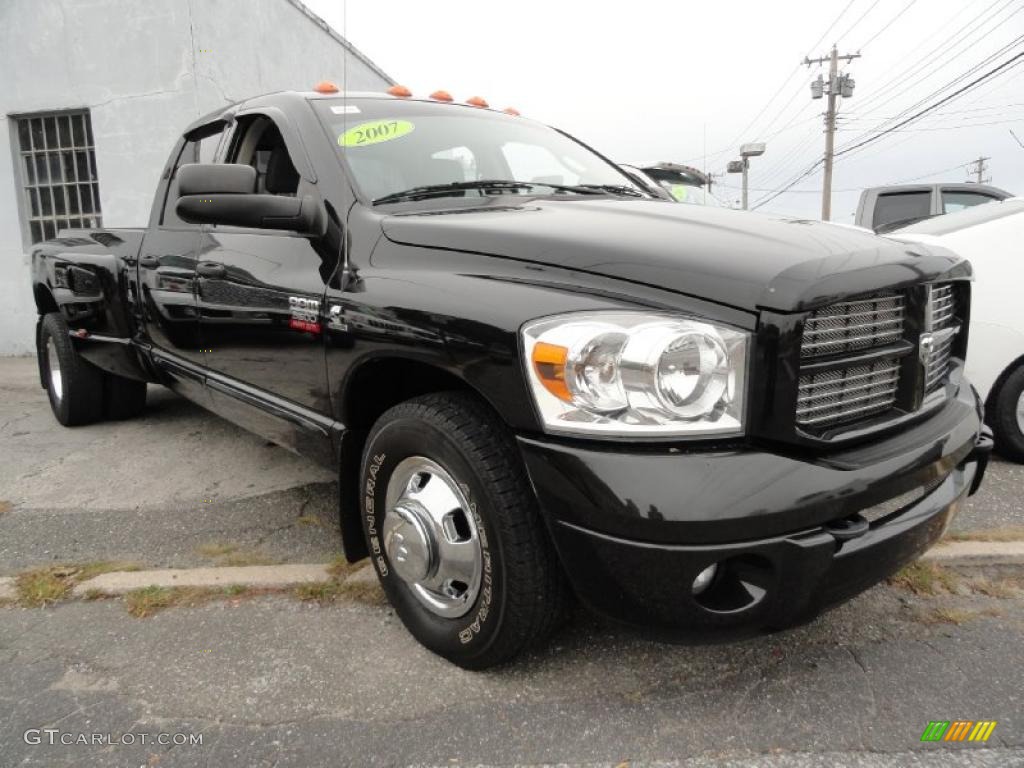 2007 Dodge Ram 3500 Sport Quad Cab Dually Exterior Photos