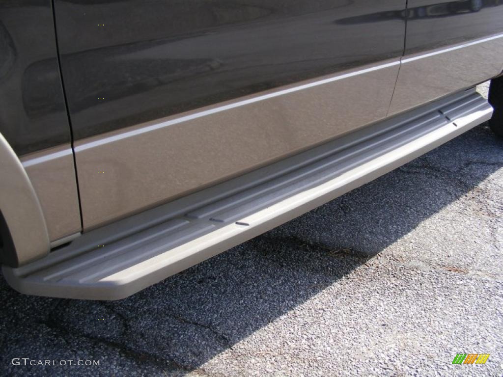 2005 F150 King Ranch SuperCrew 4x4 - Dark Stone Metallic / Castano Brown Leather photo #30