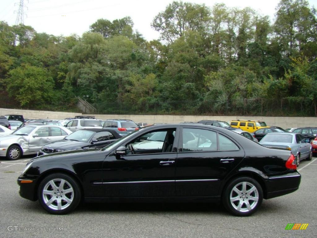 2008 E 350 4Matic Sedan - Black / Black photo #4