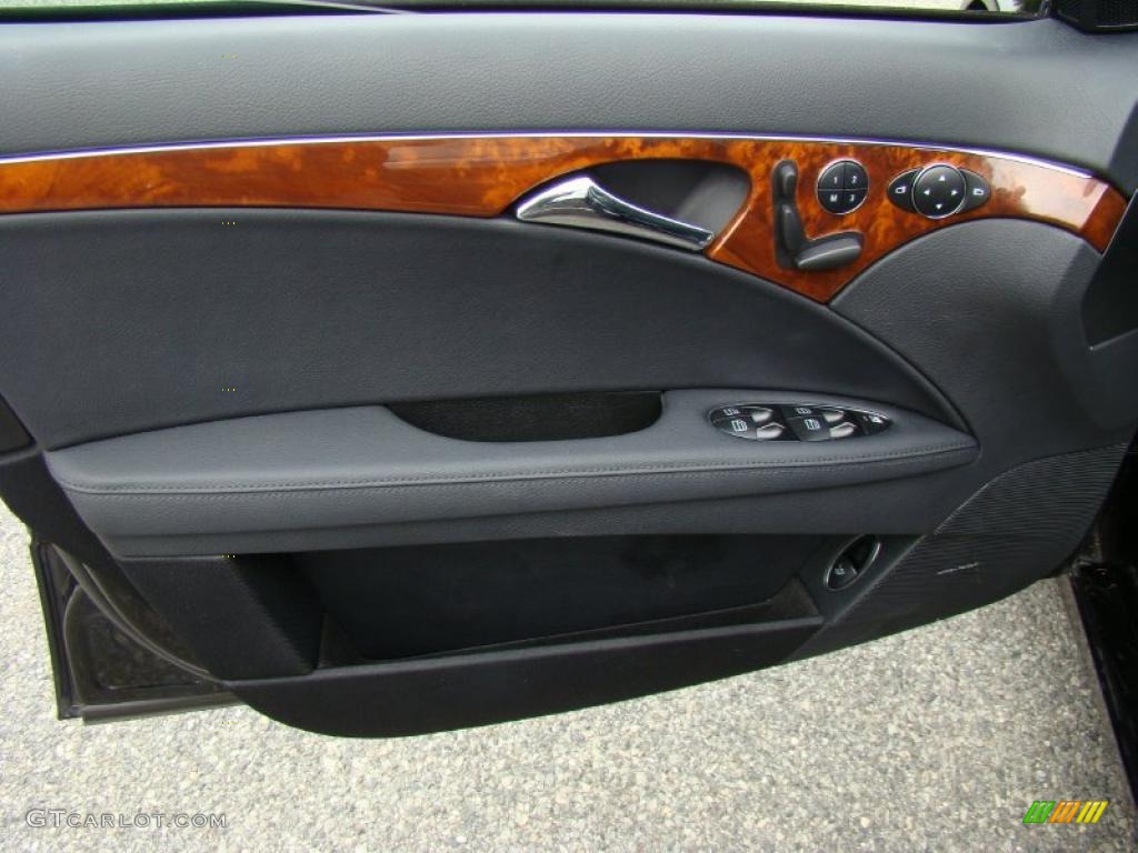 2008 E 350 4Matic Sedan - Black / Black photo #7