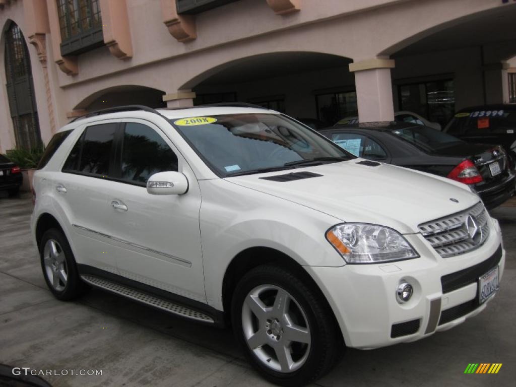 2008 ML 550 4Matic - Arctic White / Black photo #1