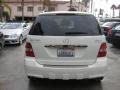 Arctic White - ML 550 4Matic Photo No. 3