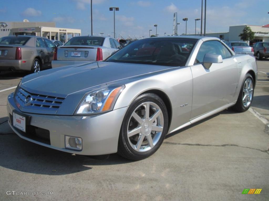 Light Platinum 2006 Cadillac XLR Roadster Exterior Photo #38438012