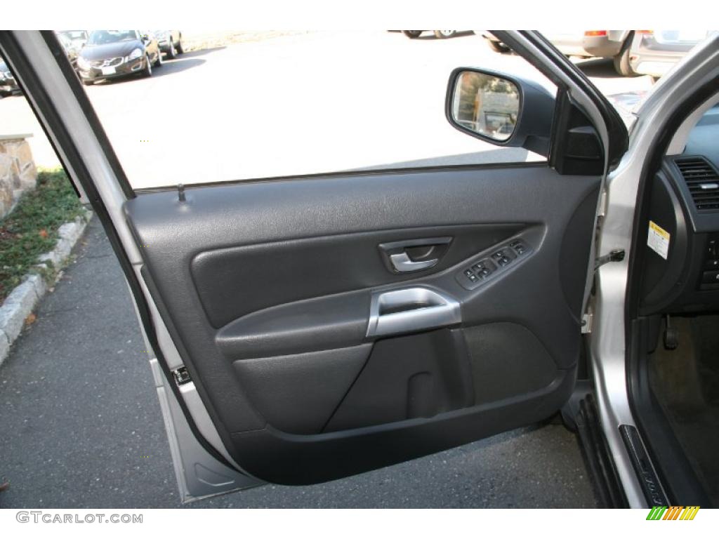 2004 Volvo XC90 2.5T AWD Graphite Door Panel Photo #38440764