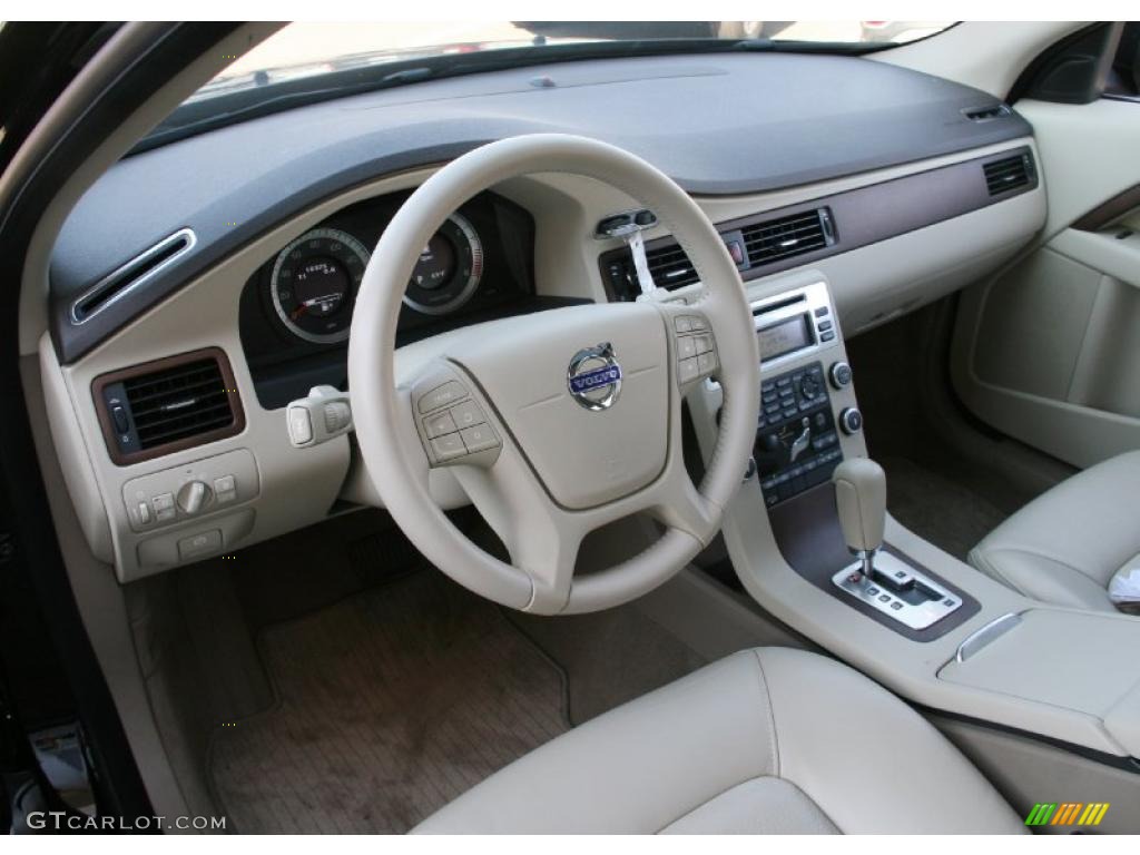 Sandstone Interior 2010 Volvo XC70 3.2 AWD Photo #38441028