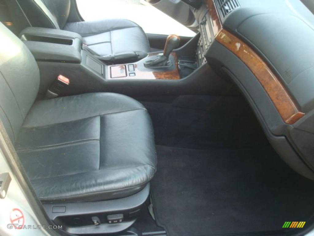 Black Interior 2002 BMW 5 Series 525i Wagon Photo #38441484