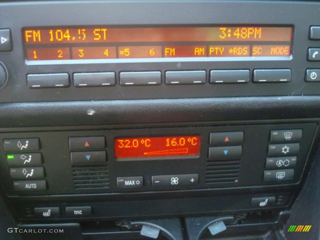 2002 BMW 5 Series 525i Wagon Controls Photo #38441580