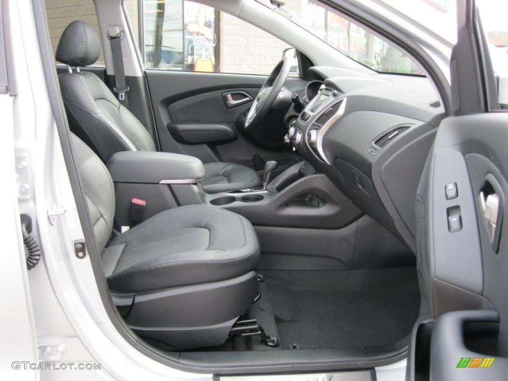 Black Interior 2010 Hyundai Tucson Limited AWD Photo #38442568