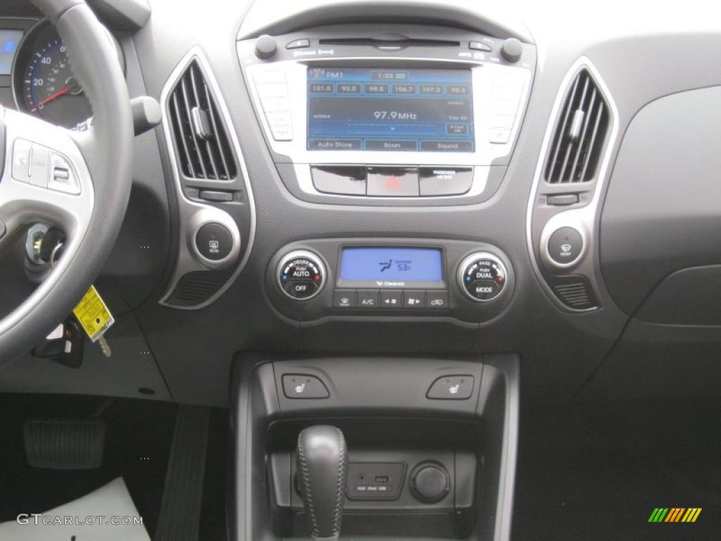 2010 Hyundai Tucson Limited AWD Navigation Photo #38442632